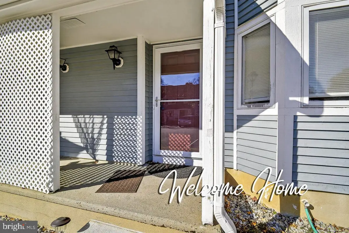 21 Regal Dr, Monmouth Junction, NJ 08852 - Image #1