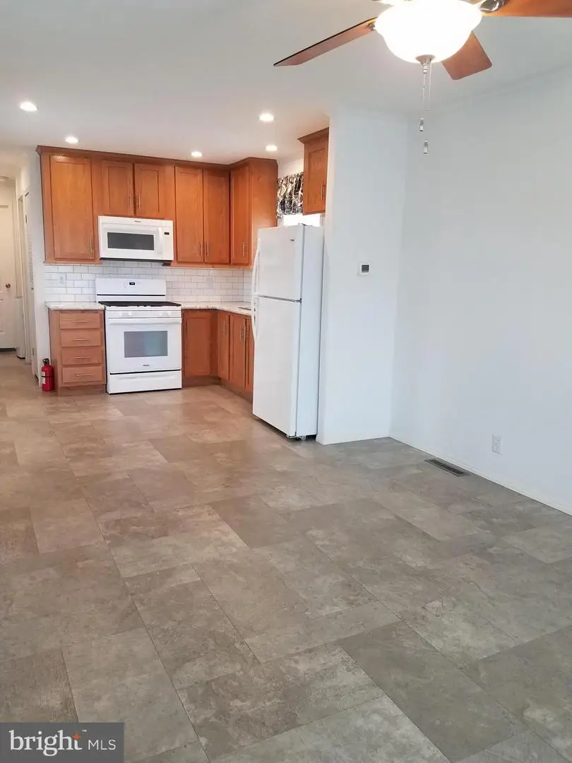 852 Us Route 1 Hwy N #004, Edison, NJ 08817 - Image #1