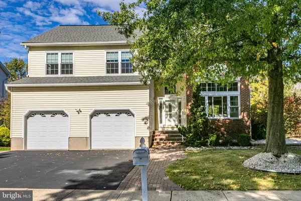 13 Setter Pl, KENDALL PARK, NJ 08824