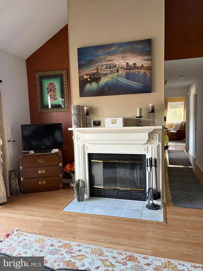 8408 Tamarron Dr, Plainsboro, NJ 08536 - Image #2