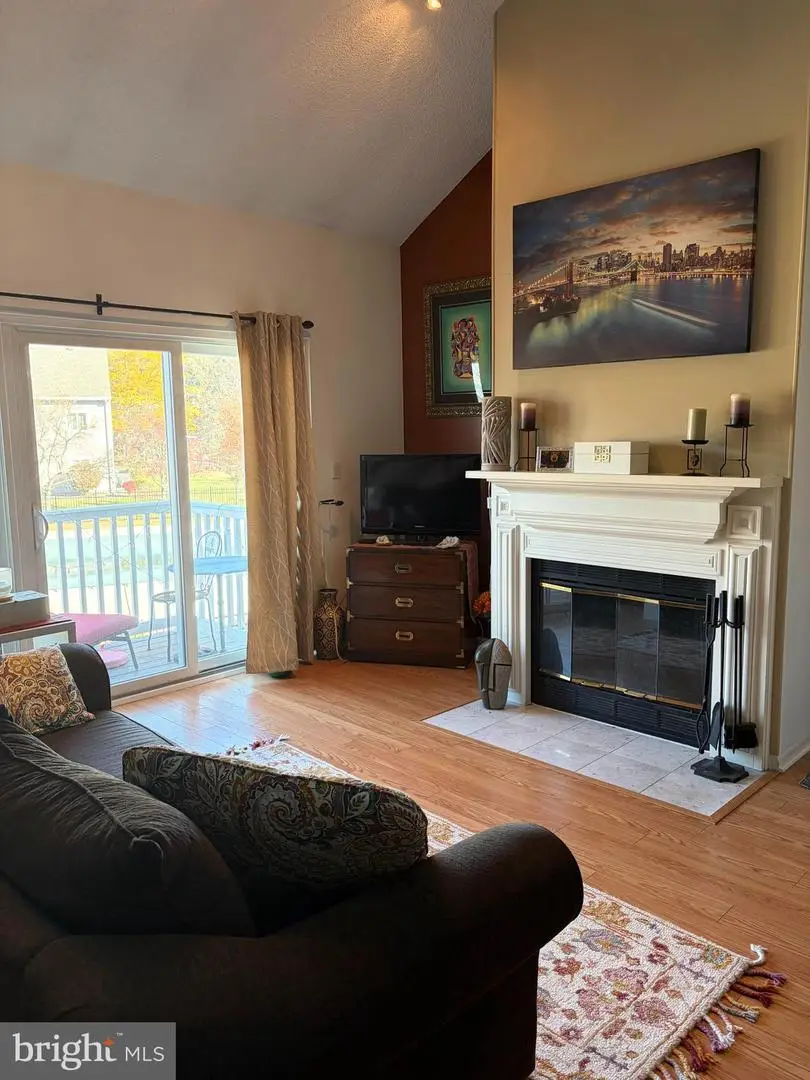 8408 Tamarron Dr, Plainsboro, NJ 08536 - Image #3