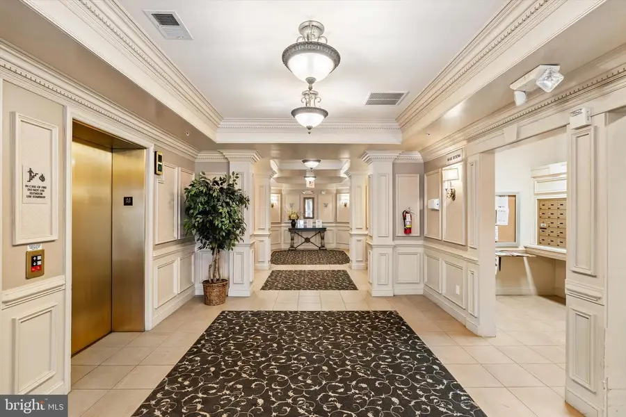 1102 Cedar Village Blvd, East Brunswick, NJ 08816 - Image #3