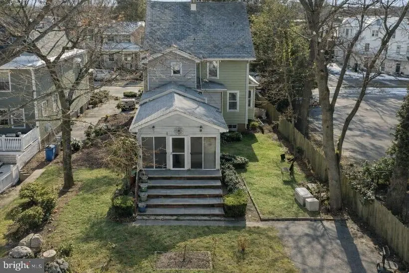 19 Clinton Pl, Metuchen, NJ 08840 - Image #2