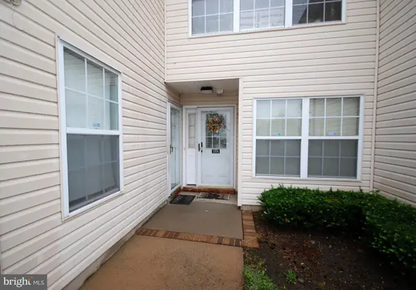 1101 Stony Brook Way, NORTH BRUNSWICK, NJ 08902