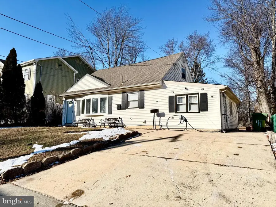 41 Pinetree Dr, Parlin, NJ 08859 - Image #2