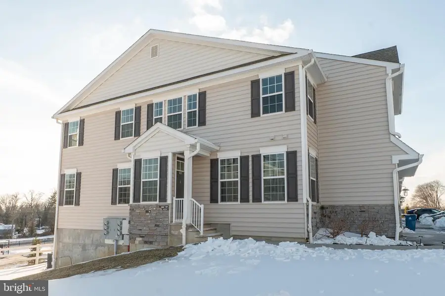 601 Charleston Dr, Monroe, NJ 08831 - #3