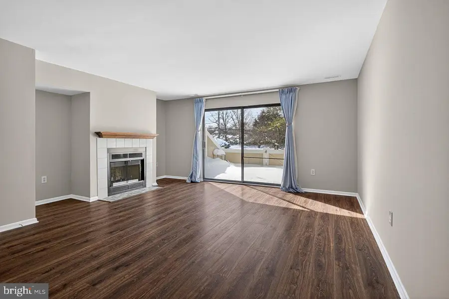 49 Hampshire Drive, Plainsboro, NJ 08536 - #2