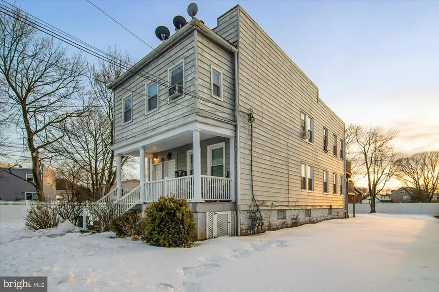 111 Center St, Metuchen, NJ 08840 - #2