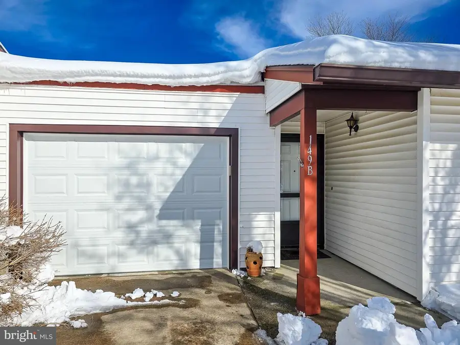 149-b Maclura Plz, Monroe, NJ 08831 - #2