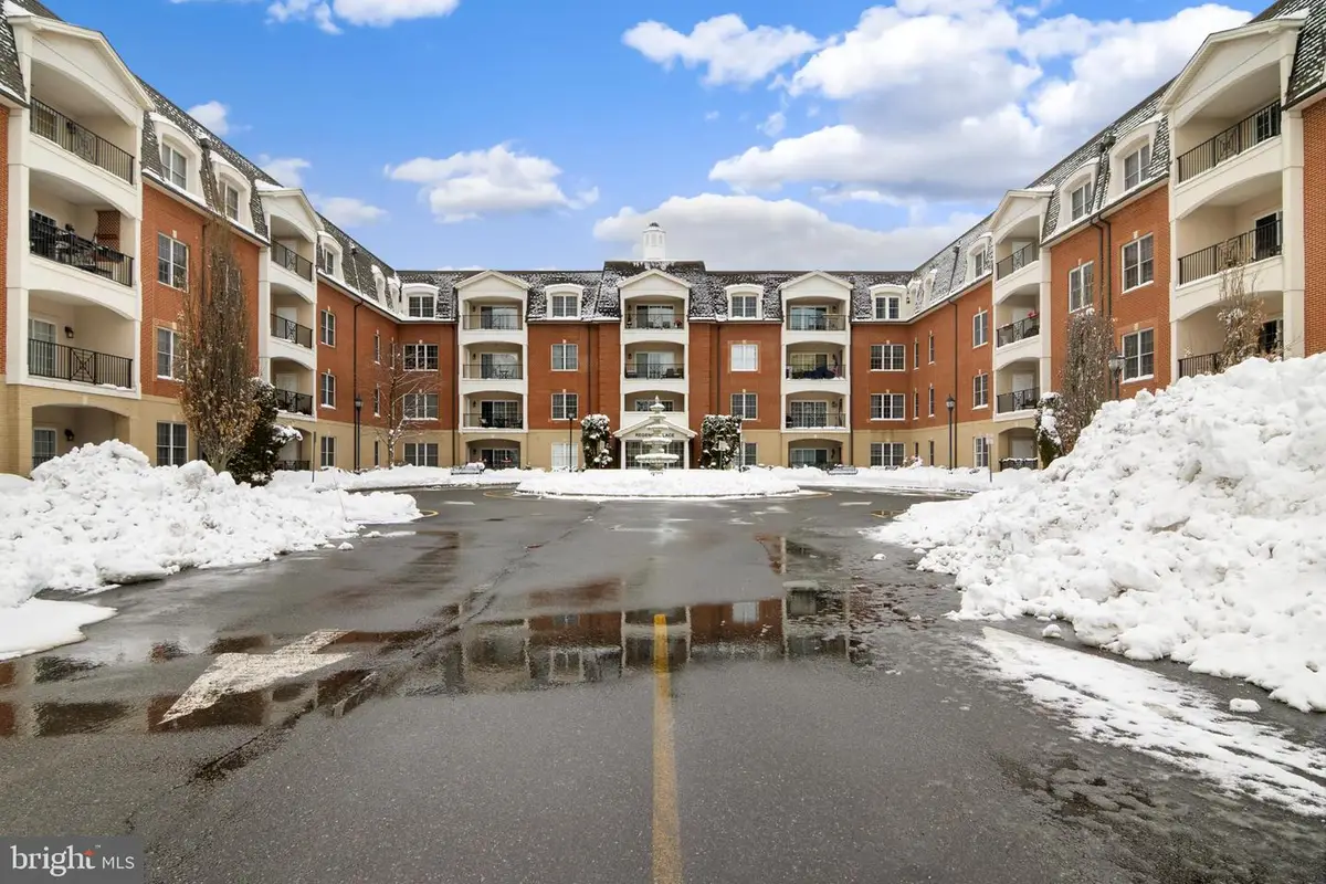 424 Regency Pl, Woodbridge, NJ 07095 - #1