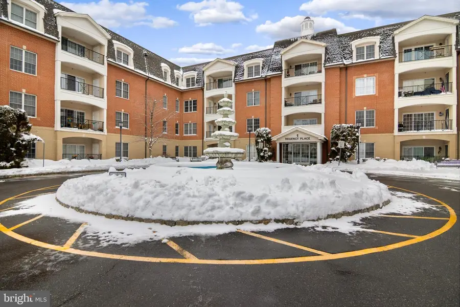 424 Regency Pl, Woodbridge, NJ 07095 - #2