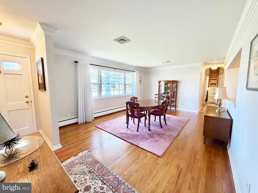 5 Holmes Rd, Cranbury, NJ 08512 - #2