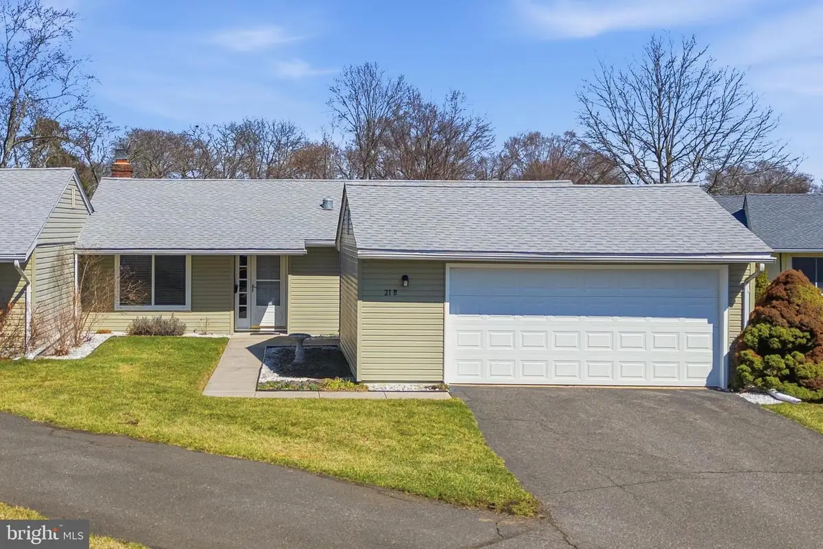 21-b Celtis Plz, Monroe, NJ 08831 - #1