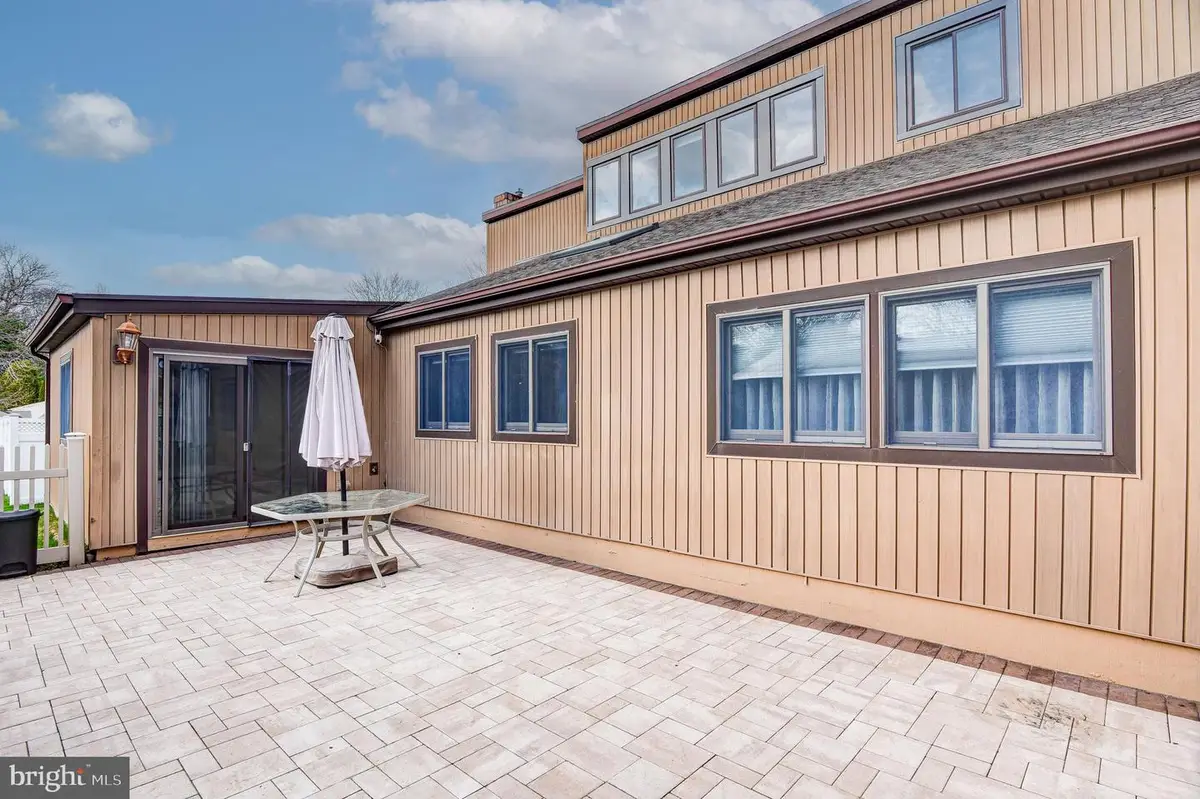 139 Dawn Ct, Old Bridge, NJ 08857 - #1