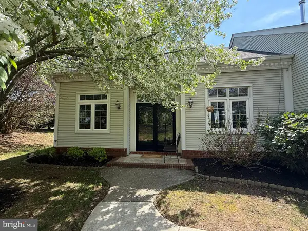 47-a Winthrop Rd, MONROE TOWNSHIP, NJ 08831