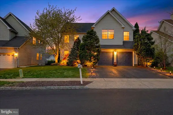 30 Aberdeen Dr, OLD BRIDGE, NJ 08857