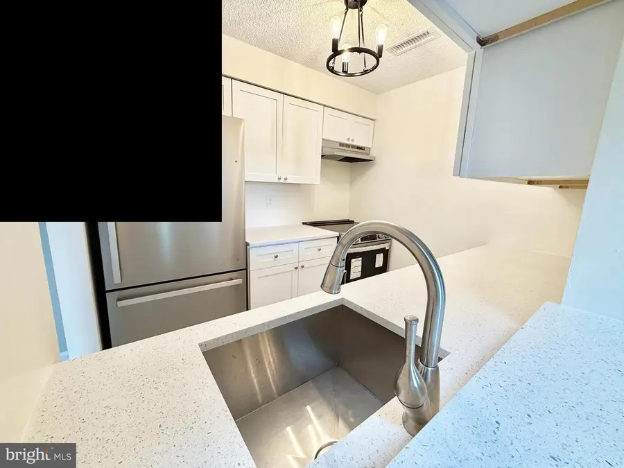 1113 Ravens Crest Dr, Plainsboro, NJ 08536 - #2