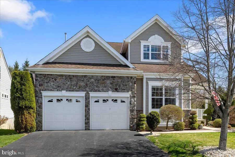 141 Timber Hill Dr, Monroe, NJ 08831 - #2