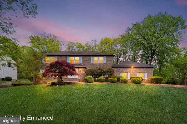 12 Woodgate Drive, MONMOUTH JUNCTION, NJ 08852