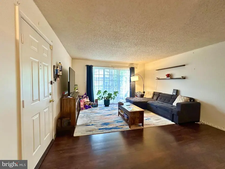 488 Witney Ct, North Brunswick, NJ 08902 - #3