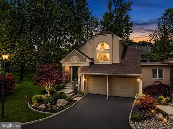 15 Kingsland Circle, MONMOUTH JUNCTION, NJ 08852