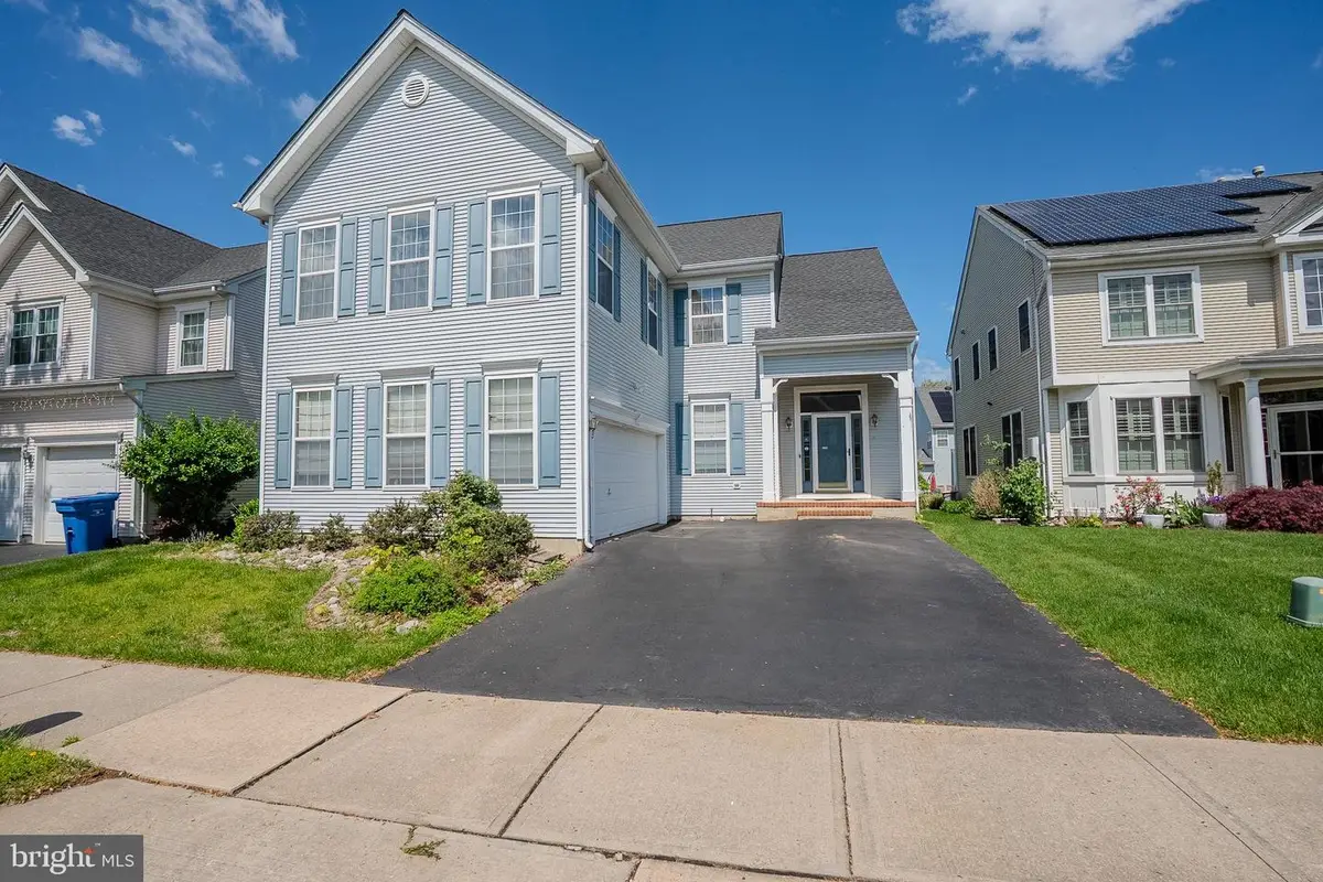 31 Hawthorn Dr, Plainsboro, NJ 08536 - #1