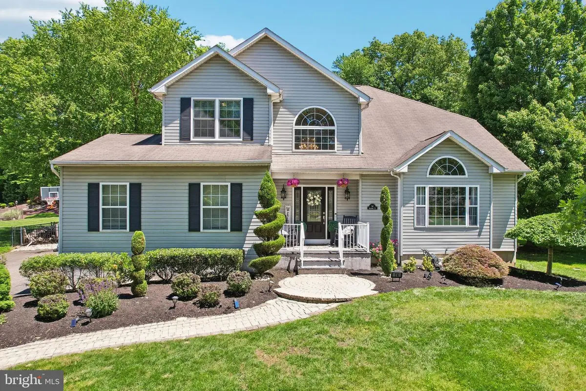 14 Sycamore Ct, Monroe, NJ 08831 - #1
