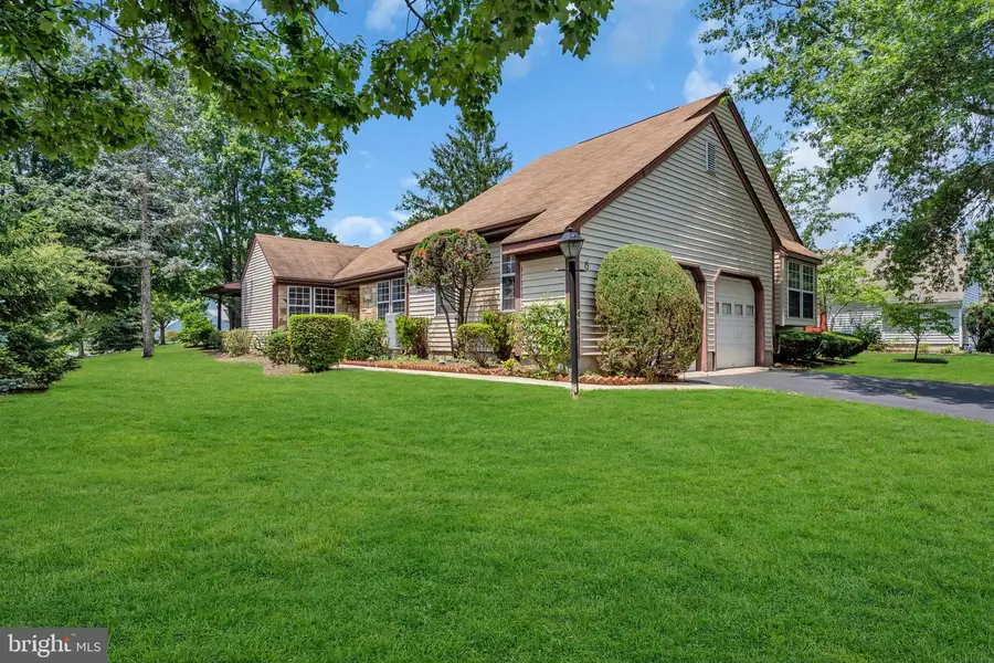 6 Rutherford Hayes Dr, Monroe, NJ 08831 - #2