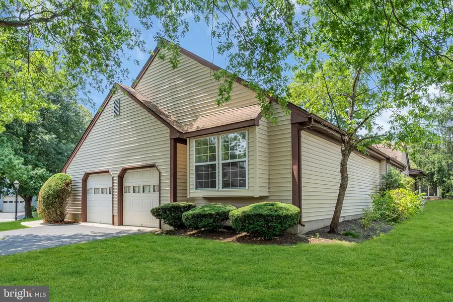6 Rutherford Hayes Dr, Monroe, NJ 08831 - #3