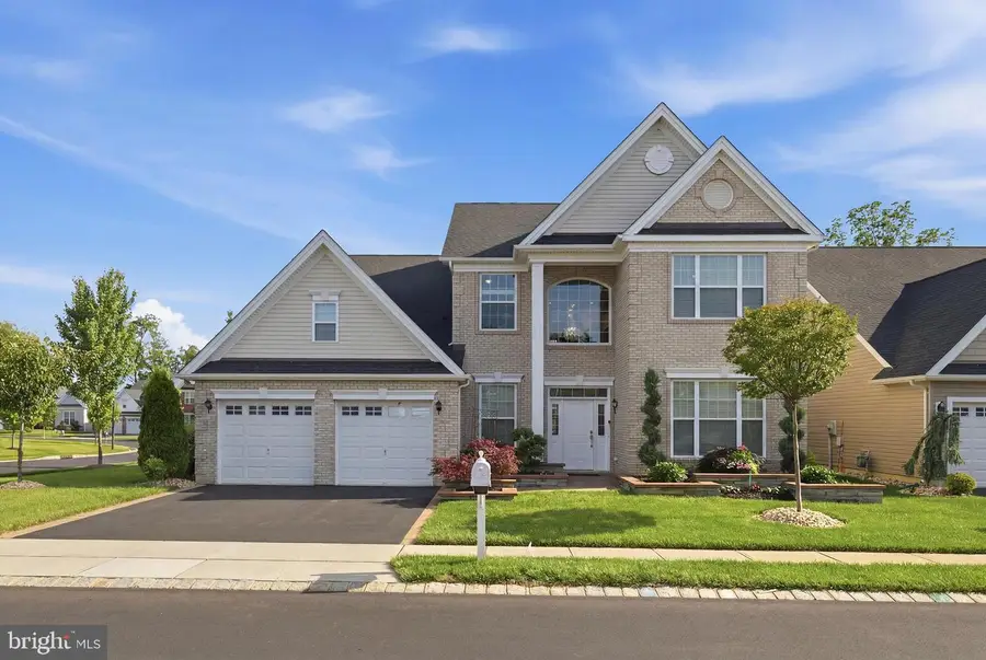19 Whistling Straits Dr, Monroe, NJ 08831 - #2