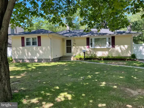 101 Austin Ave, OLD BRIDGE, NJ 08857