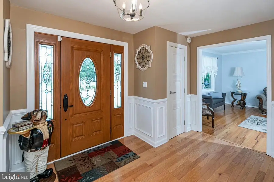 91 Hidden Lake Dr, North Brunswick, NJ 08902 - #3