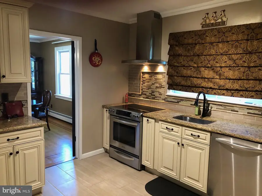 24 Wilcox Ave, South River, NJ 08882 - #3