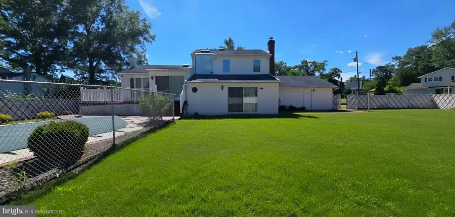 13 Tuscarora Cir, Old Bridge, NJ 08857 - #2
