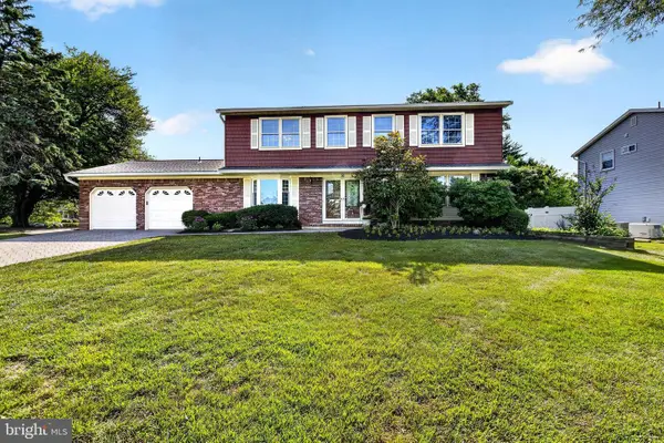 30 Hamilton Ln N, PLAINSBORO, NJ 08536