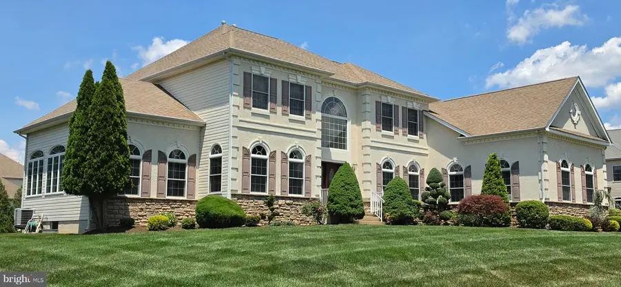 11 Angelo Ct, Monroe, NJ 08831 - #3