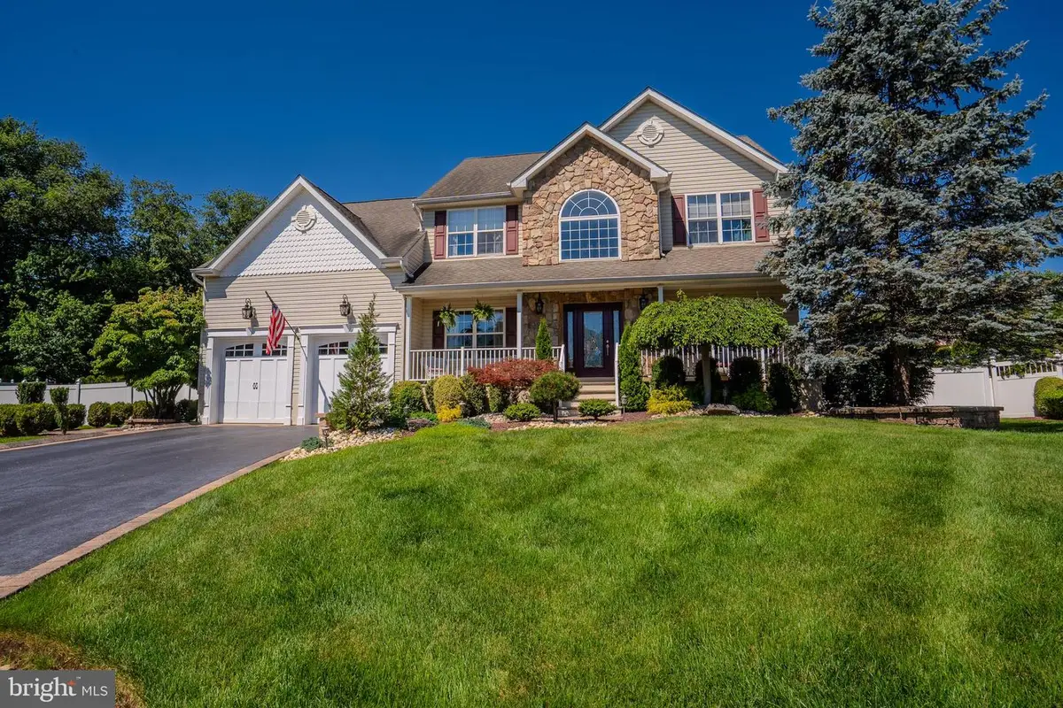 4 Dorene Ct, Monroe, NJ 08831 - #1