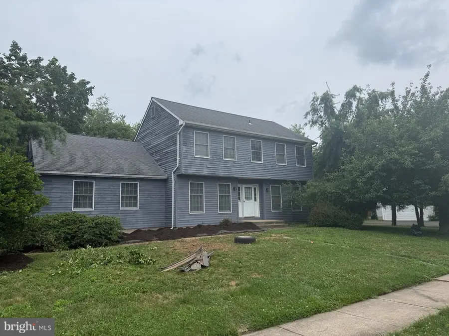 1 Dutchess Ln, Dayton, NJ 08810 - #2