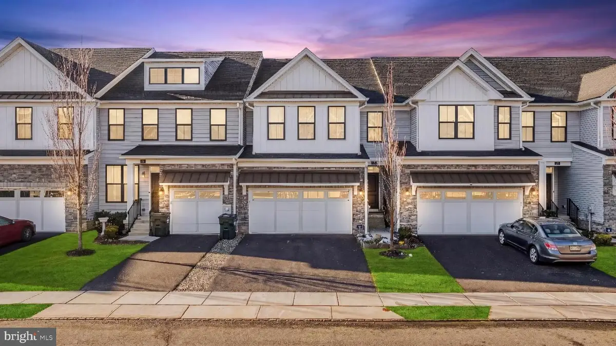 23 Clover Ln, Monroe, NJ 08831 - #1