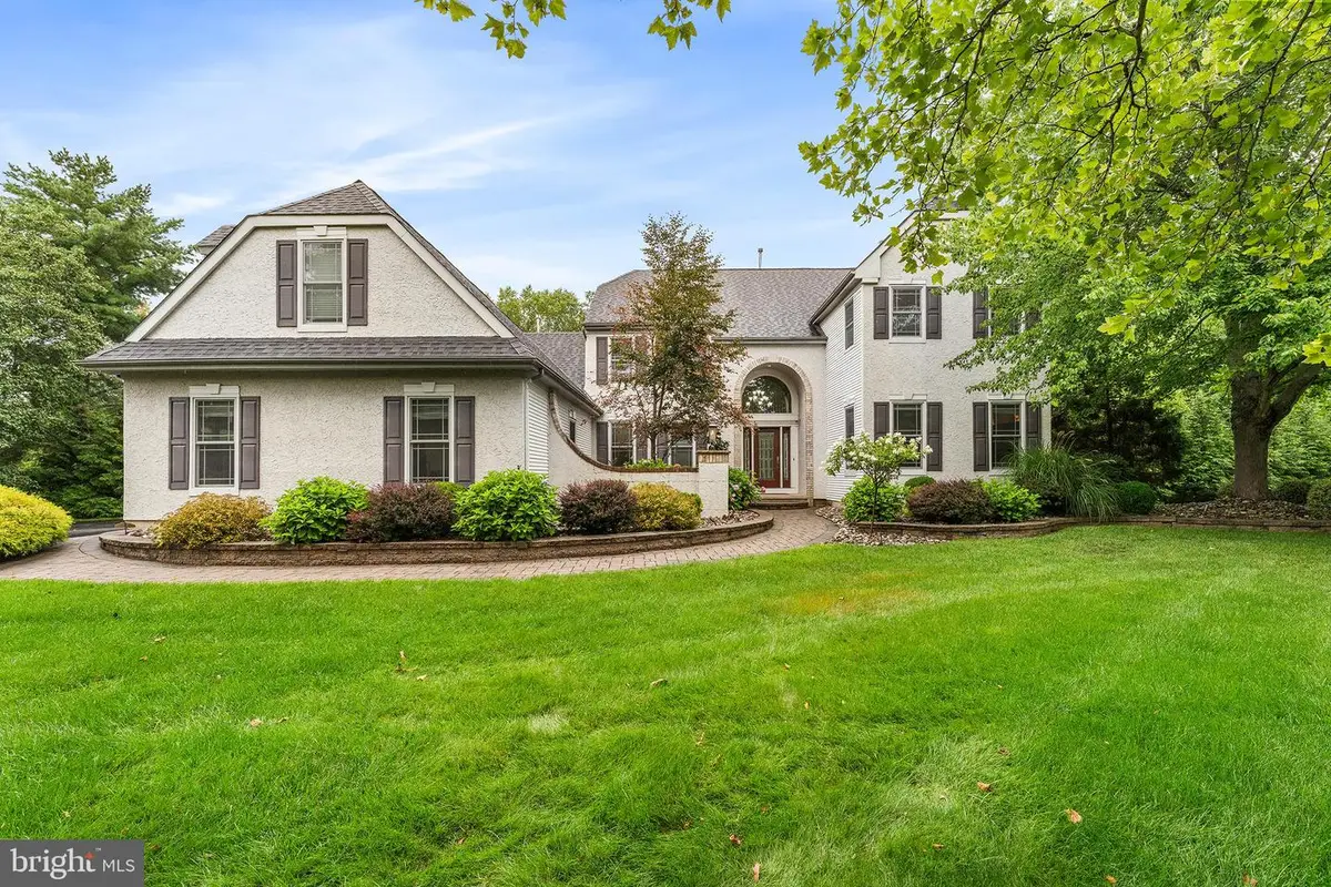 1 Woodland Dr, Cranbury, NJ 08512 - #1