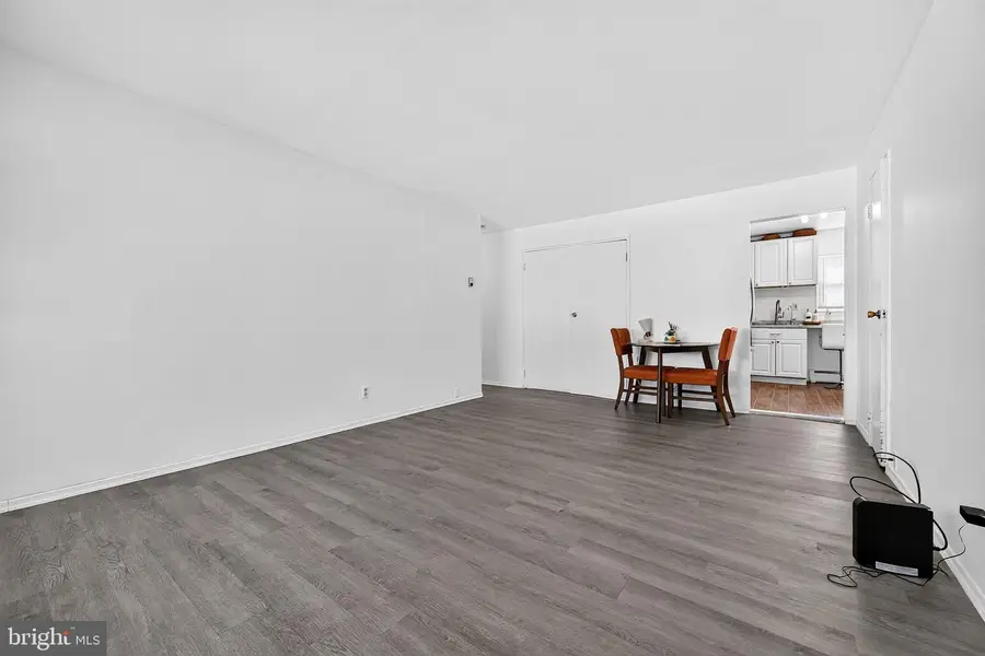 46 Gramercy Gardens Gdns #b, Middlesex, NJ 08846 - #2
