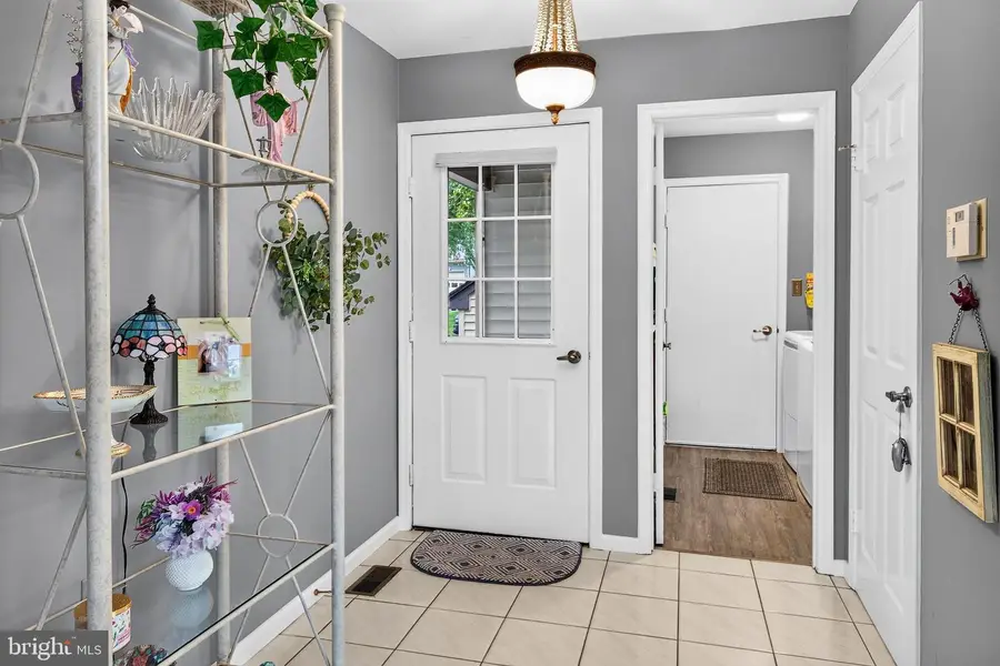 -5 Hillsborough Dr #b, Monroe, NJ 08831 - #3