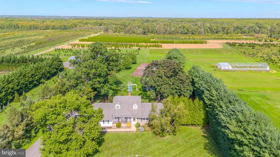 51 Orchardside Dr, Cranbury, NJ 08512 - #2