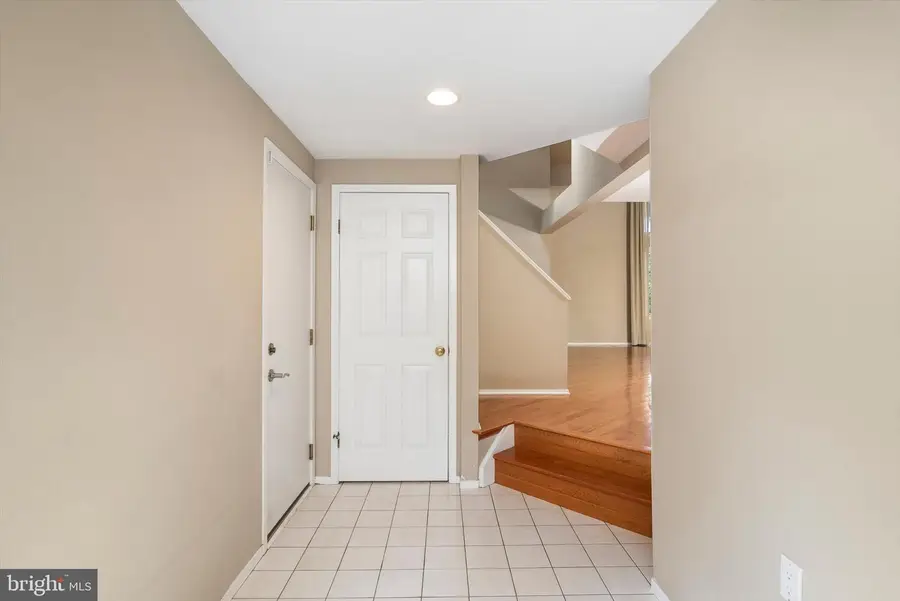 426 Sayre Dr, Plainsboro, NJ 08540 - #3