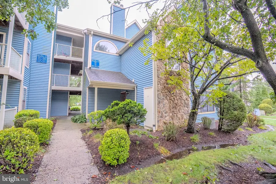 250 Crosspointe Dr, East Brunswick, NJ 08816 - #2
