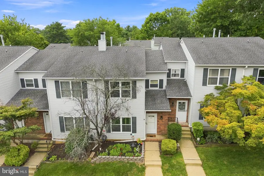 60 Hickory Ct, Monroe, NJ 08831 - #2