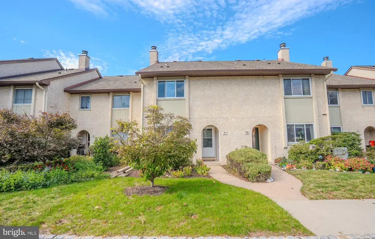41 Tennyson Dr, Plainsboro, NJ 08536 - #1