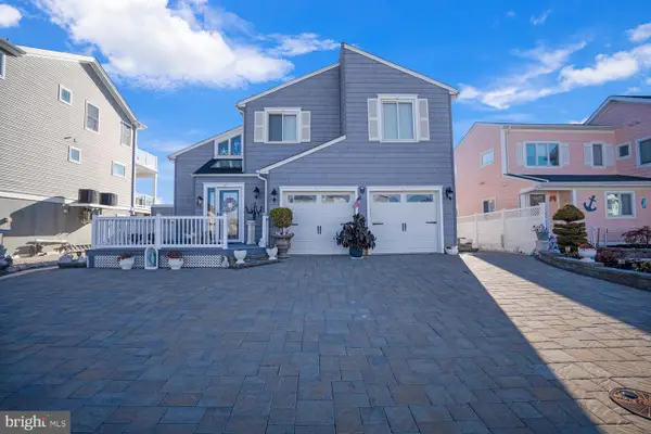 47 Henry Dr, MANAHAWKIN, NJ 08050