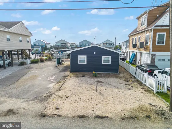 129 S Captains Dr, LITTLE EGG HARBOR TWP, NJ 08087