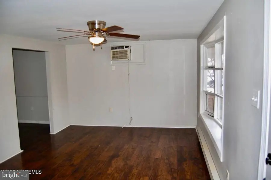 135 Nautilus Dr, Manahawkin, NJ 08050 - Image #2